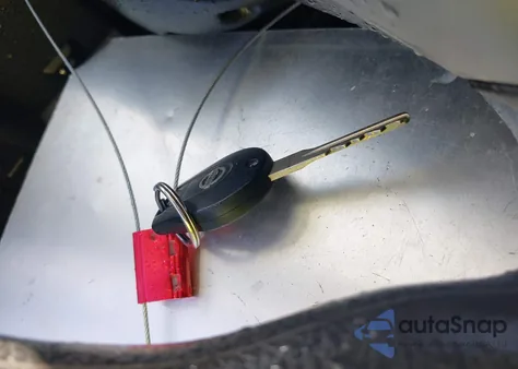 2013 Nissan Rogue S z USA, uszkodzony, nr VIN JN8AS5MTXDW524098